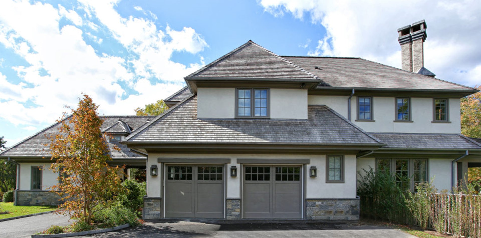 exterior of clapboard hill road