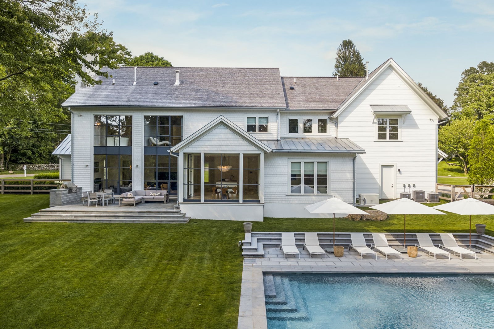 Winding Lane Back Exterior